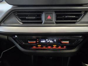 Suzuki Swift 1.2 GL+ manual - Image 15