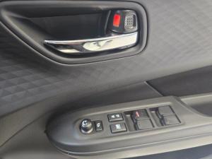 Suzuki Swift 1.2 GL+ manual - Image 18