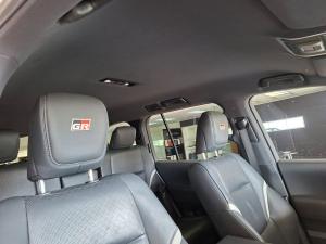 Toyota Land Cruiser 300 3.3D GR-Sport - Image 14