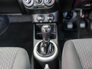 Toyota Vitz 1.0 XR manual - Image 9