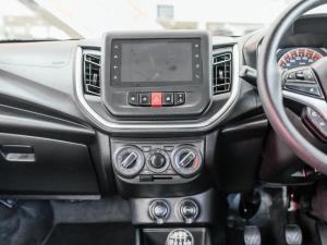 Toyota Vitz 1.0 XR manual - Image 10