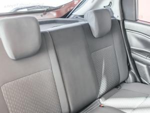 Toyota Vitz 1.0 XR manual - Image 12