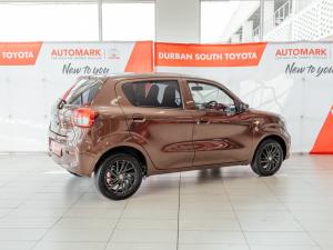 Toyota Vitz 1.0 XR manual - Image 2