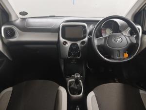 Toyota Aygo 1.0 X-Play - Image 6