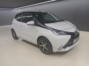 Toyota Aygo 1.0 X-Play - Image 1