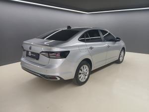 Volkswagen Polo sedan 1.6 Life auto - Image 2