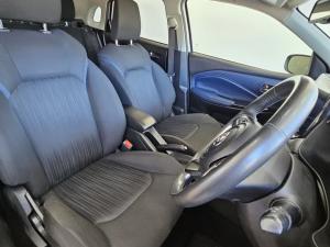 Toyota Starlet 1.5 XR auto - Image 13