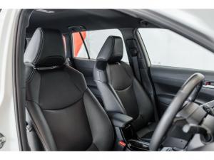 Toyota Corolla Cross 1.8 Hybrid XS - Image 11