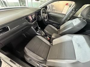 Volkswagen T-Roc 2.0TSI 4Motion R-Line - Image 7