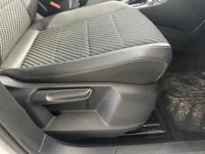 Volkswagen T-Roc 2.0TSI 4Motion R-Line - Image 16