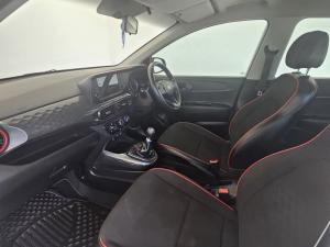 Hyundai Grand i10 1.2 Fluid hatch manual - Image 7