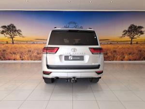 Toyota Land Cruiser 300 3.5T ZX - Image 5