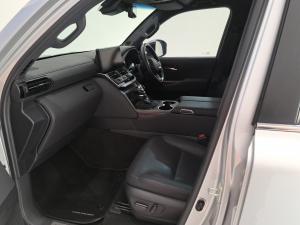 Toyota Land Cruiser 300 3.5T ZX - Image 7
