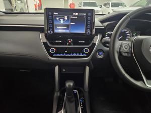 Toyota Corolla Cross 1.8 Hybrid XS - Image 13