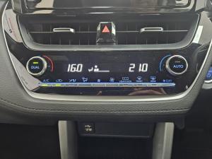 Toyota Corolla Cross 1.8 Hybrid XS - Image 14