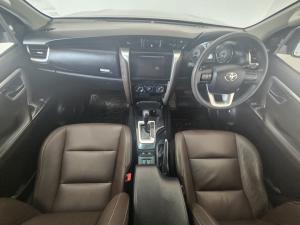 Toyota Fortuner 2.4GD-6 auto - Image 6