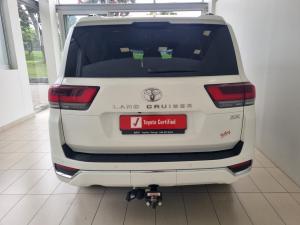 Toyota Land Cruiser 300 3.3D ZX - Image 5