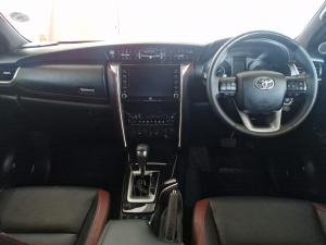 Toyota Fortuner 2.8GD-6 4x4 VX - Image 6