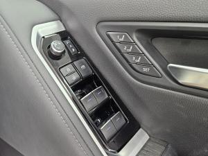 Toyota Land Cruiser 300 3.3D GR-Sport - Image 18