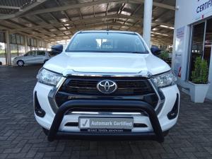 Toyota Hilux 2.4GD-6 double cab Raider manual - Image 4