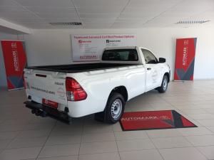 Toyota Hilux 2.4GD-6 single cab Raider manual - Image 2