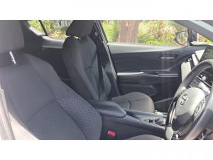 Toyota C-HR 1.2T Plus auto - Image 7