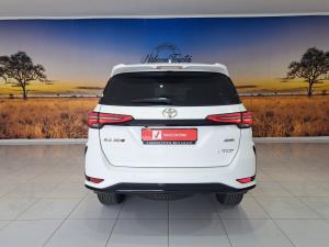 Toyota Fortuner 2.4GD-6 4x4 - Image 5