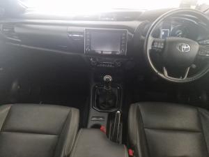 Toyota Hilux 2.8GD-6 double cab Legend manual - Image 6