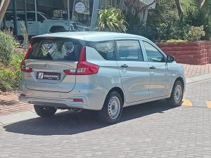 Suzuki Ertiga 1.5 GA - Image 2