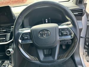 Toyota Land Cruiser 300 3.3D ZX - Image 8