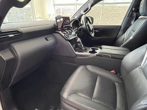 Toyota Land Cruiser 300 3.3D GR-Sport - Image 7