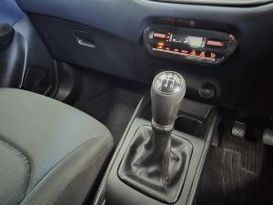 Toyota Starlet 1.5 Xi - Image 12