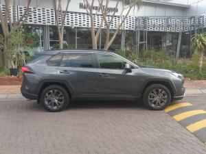 Toyota RAV4 2.5 Hybrid GX-R E-Four - Image 3