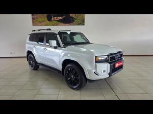 Toyota Land Cruiser Prado 2.8GD VX-L - Image 1