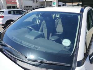 Toyota RAV4 2.0 GX auto - Image 14