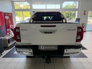 Toyota Hilux 2.8GD-6 double cab Raider auto - Image 5