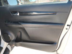 Toyota Hilux 2.8GD-6 Legend 50 auto - Image 25