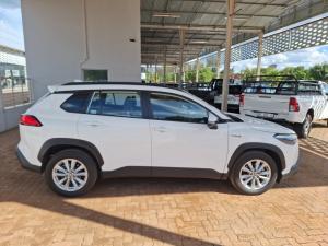 Toyota Corolla Cross 1.8 Hybrid XS - Image 3