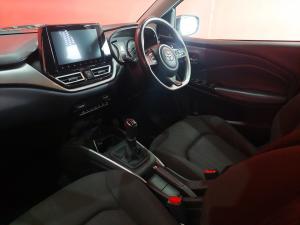 Toyota Starlet 1.5 XR manual - Image 7