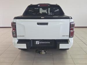 Isuzu D-Max 3.0TD double cab V-Cross 4x4 - Image 5