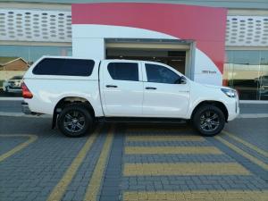 Toyota Hilux 2.4GD-6 double cab Raider auto - Image 3