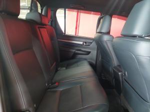 Toyota Hilux 2.8GD-6 double cab 4x4 Legend RS manual - Image 11