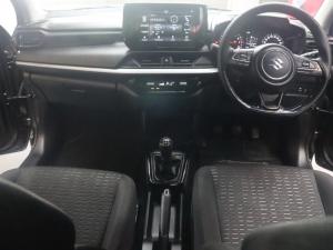 Suzuki Swift 1.2 GLX manual - Image 6