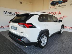Toyota RAV4 2.0 GX - Image 2