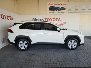 Toyota RAV4 2.0 GX - Image 3