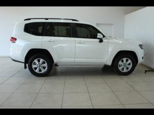 Toyota Land Cruiser 300 3.3D GX-R - Image 3