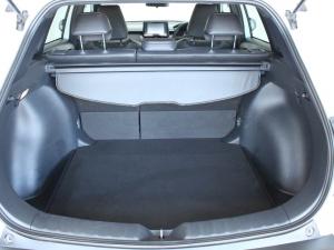 Toyota Corolla Cross 1.8 Hybrid XS - Image 9