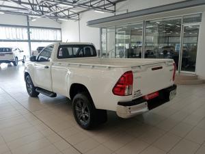 Toyota Hilux 2.4GD-6 single cab Raider manual - Image 9
