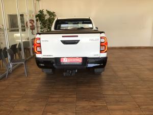 Toyota Hilux 2.8GD-6 48V double cab 4x4 Raider - Image 5