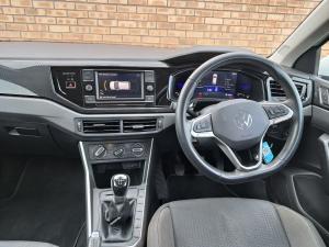 Volkswagen Polo hatch 1.0TSI Life manual - Image 6